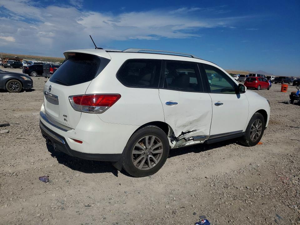 Photo 3 from auction – 2014 NISSAN PATHFINDER with VIN 5N1AR2MM7EC644177