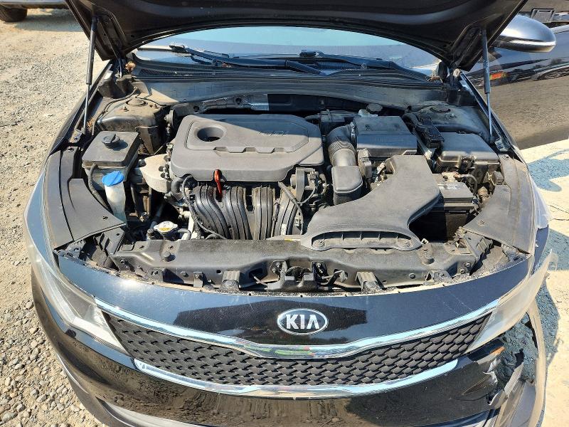 Photo 11 from auction – 2017 KIA OPTIMA with VIN 5XXGU4L37HG136510