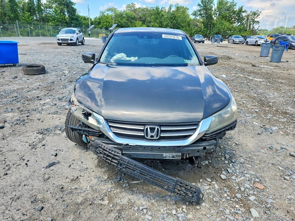 Photo 5 from auction – 2013 HONDA ACCORD with VIN 1HGCR2F85DA185157