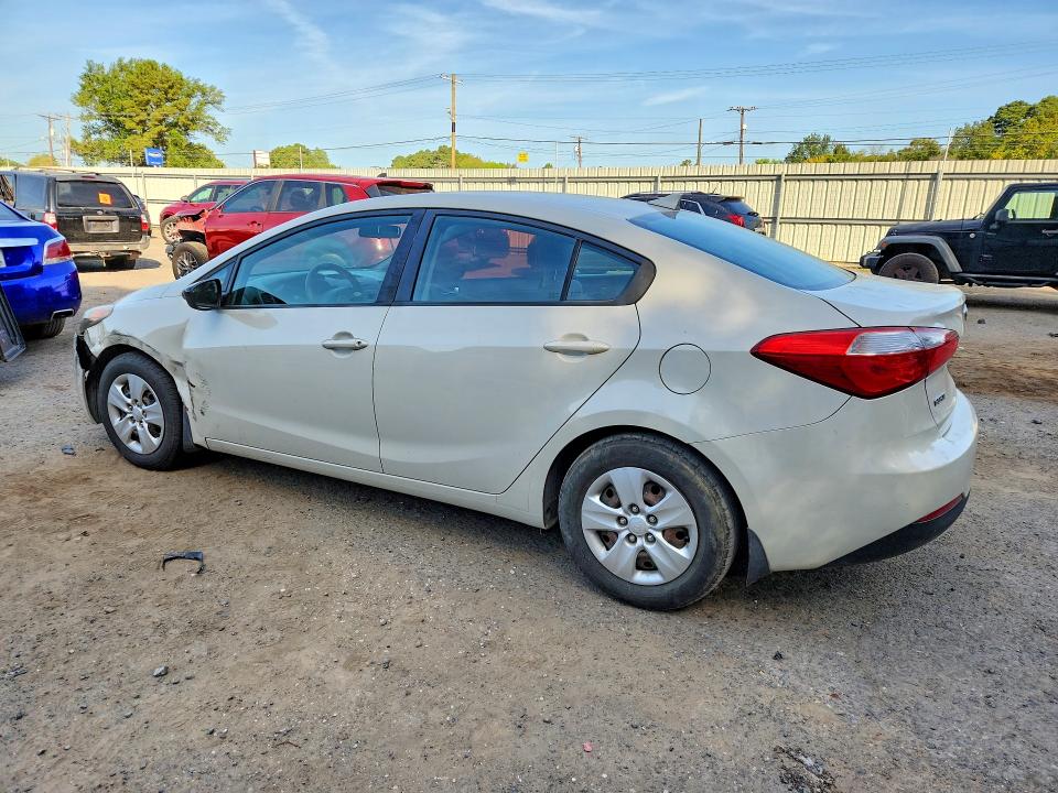 Photo 2 from auction – 2015 KIA FORTE with VIN KNAFK4A61F5304509