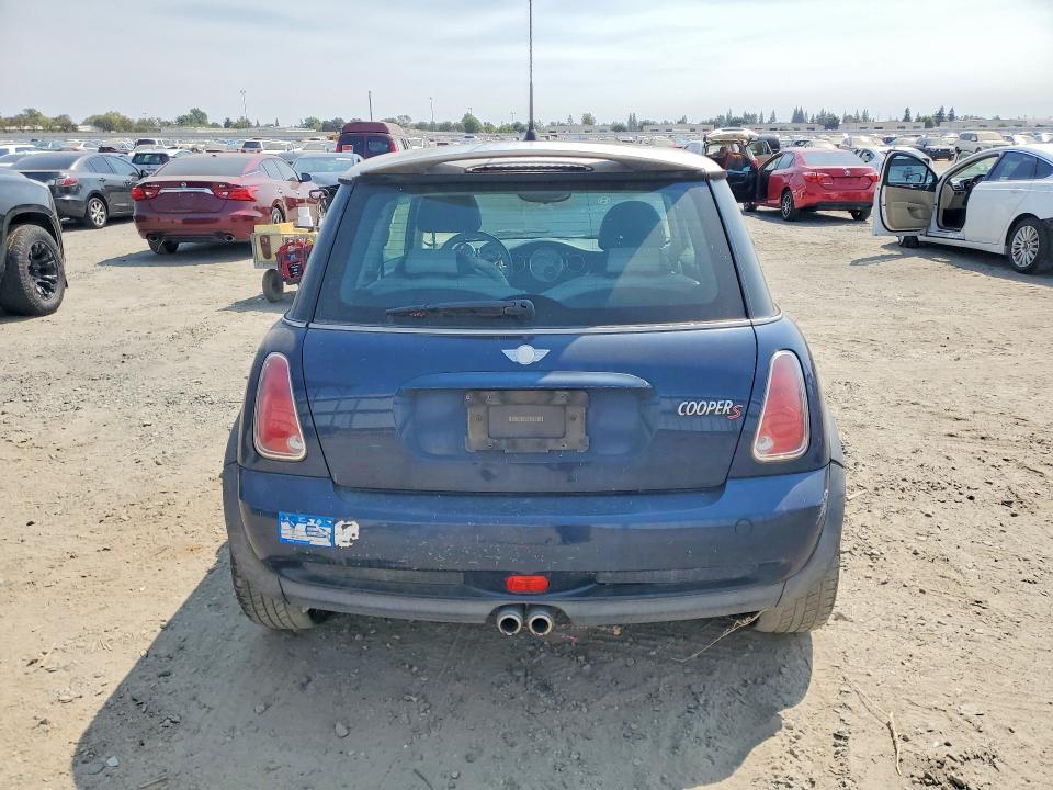 Photo 6 from auction – 2006 MINI COOPER with VIN WMWRE33596TJ37461