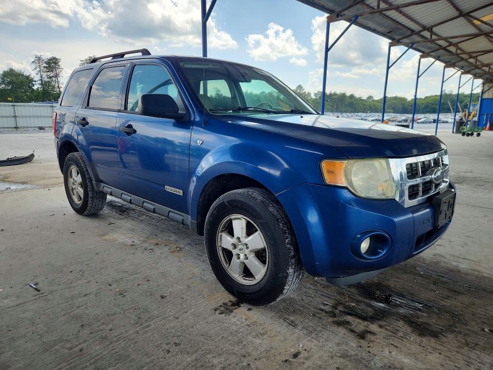 Photo 4 from auction – 2008 FORD ESCAPE with VIN 1FMCU031X8KD40015