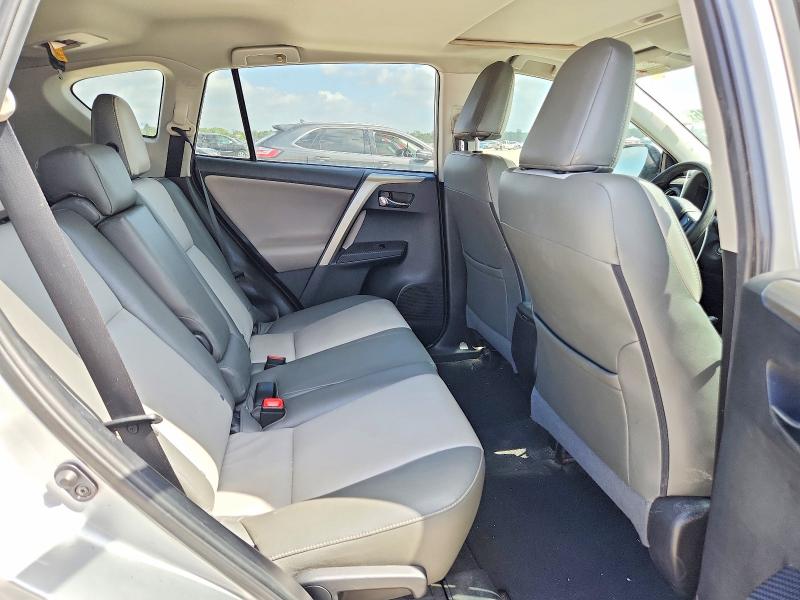 Photo 11 from auction – 2014 TOYOTA RAV4 with VIN 2T3WFREV3EW123487