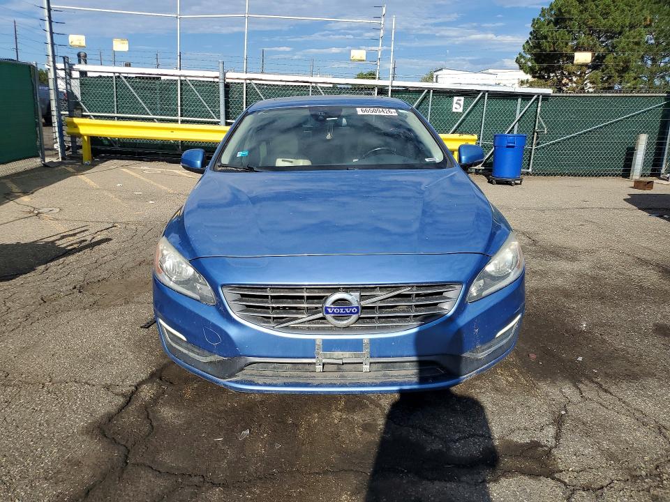 Photo 5 from auction – 2015 VOLVO S60 with VIN YV1612TB7F1308120