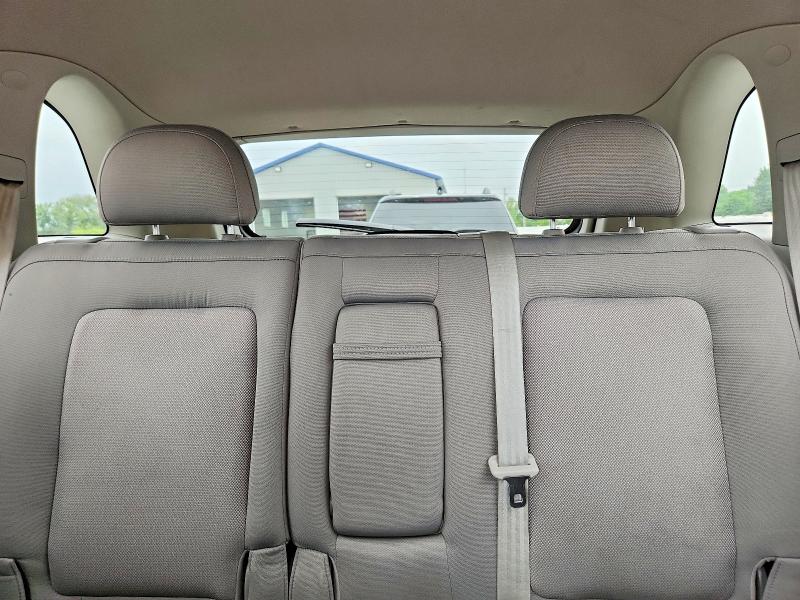 Photo 10 from auction – 2010 SATURN VUE with VIN 3GSALAE17AS583281