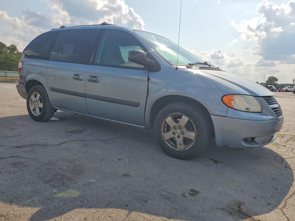 Photo 4 from auction – 2006 DODGE CARAVAN with VIN 1D4GP45R26B502159