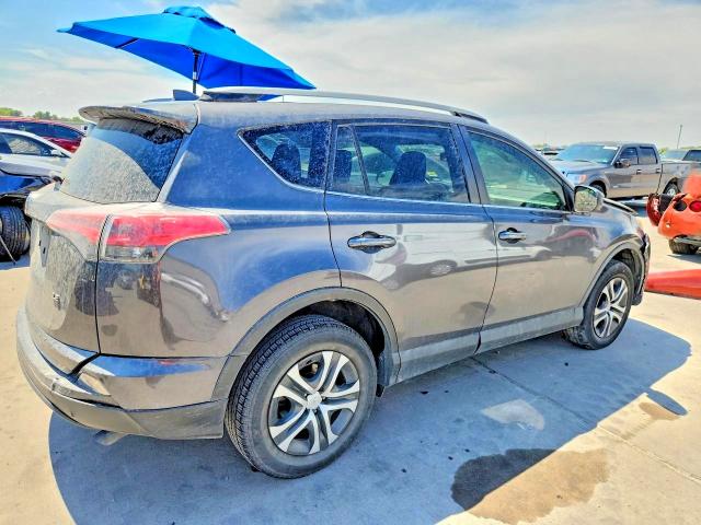 Zdjęcie 3 z aukcji – 2017 TOYOTA RAV4 z VIN JTMZFREV0HJ710102