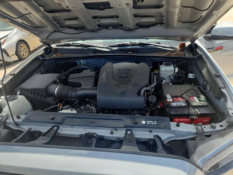 Снимка 11 от търг – 2017 TOYOTA TACOMA с VIN 5TFCZ5ANXHX069369