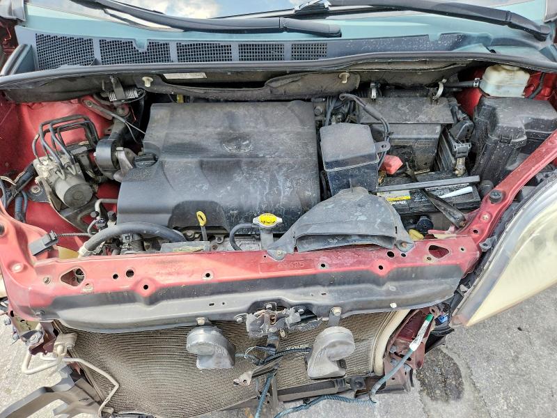Photo 12 from auction – 2014 TOYOTA SIENNA with VIN 5TDKK3DCXES475264