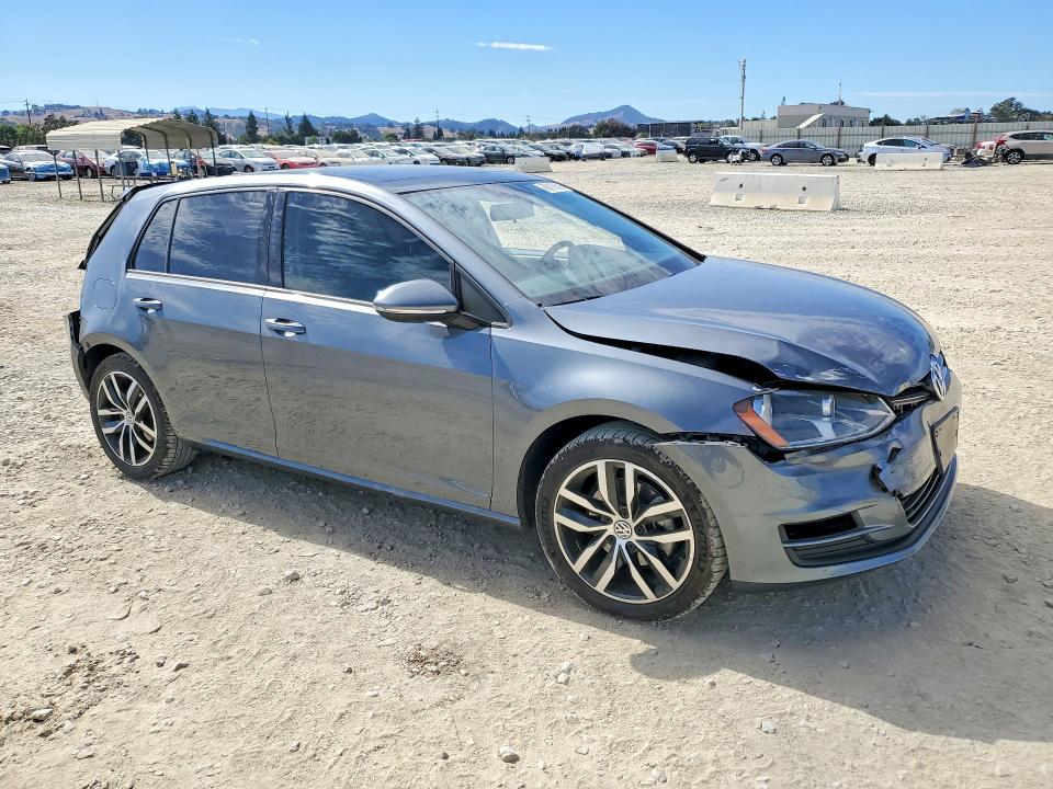 Снимка 4 от търг – 2015 VOLKSWAGEN GOLF с VIN 3VW217AU0FM076904