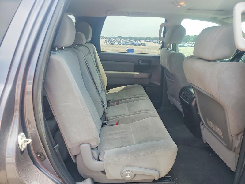 Photo 10 from auction – 2014 TOYOTA SEQUOIA with VIN 5TDZY5G17ES054167