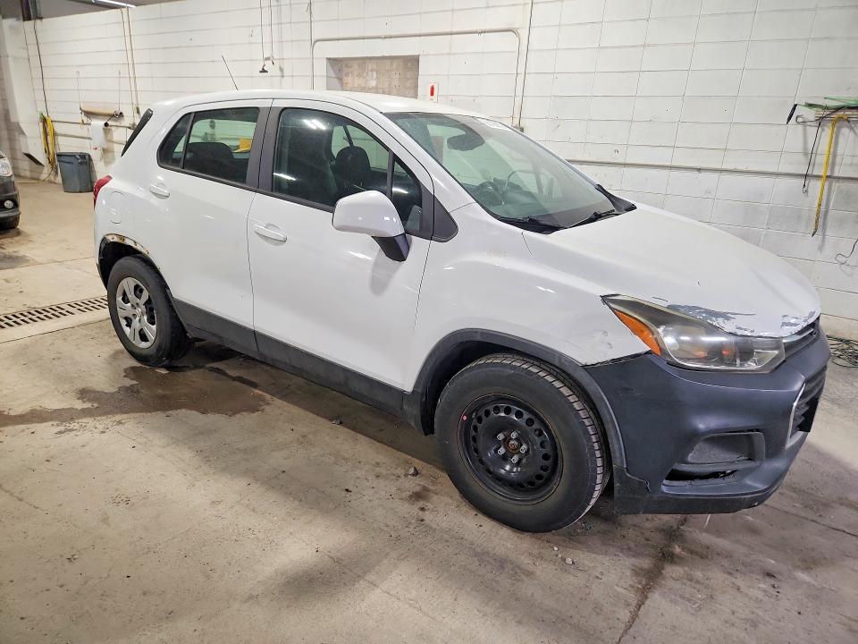 Photo 4 from auction – 2017 CHEVROLET TRAX with VIN KL7CJKSB4HB146337