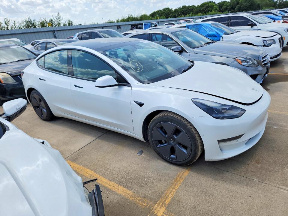 Photo 4 from auction – 2021 TESLA MODEL 3 with VIN 5YJ3E1EA8MF100280