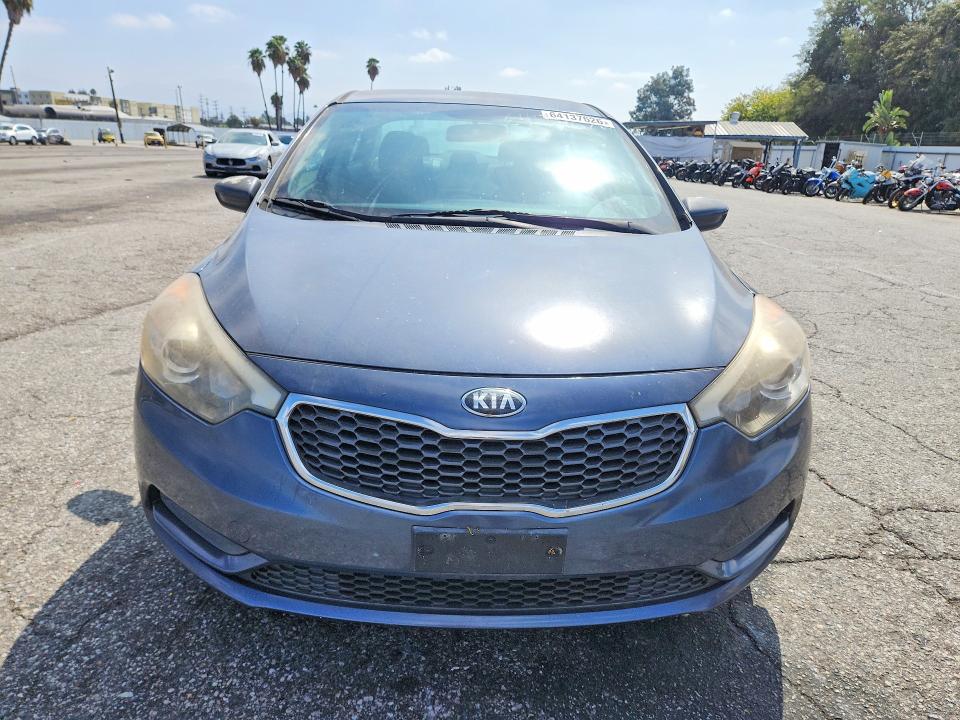 Photo 5 from auction – 2016 KIA FORTE with VIN KNAFK4A65G5611442
