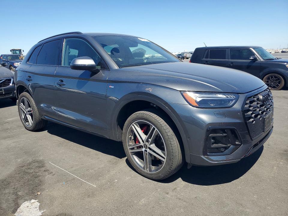 Photo 4 from auction – 2024 AUDI Q5 E with VIN WA1F2AFY8R2084510