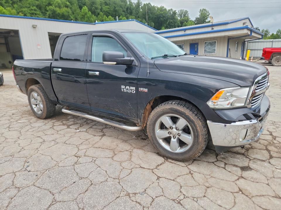 Photo 4 from auction – 2016 RAM 1500 with VIN 1C6RR7LT0GS337799