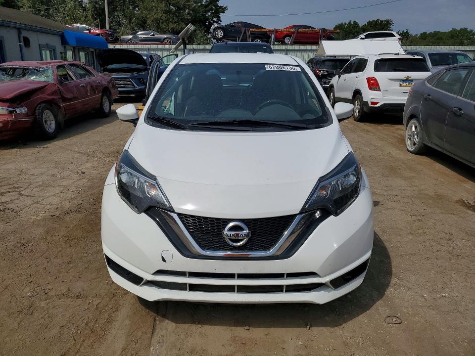 Photo 5 from auction – 2019 NISSAN VERSA NOTE with VIN 3N1CE2CP2KL355795