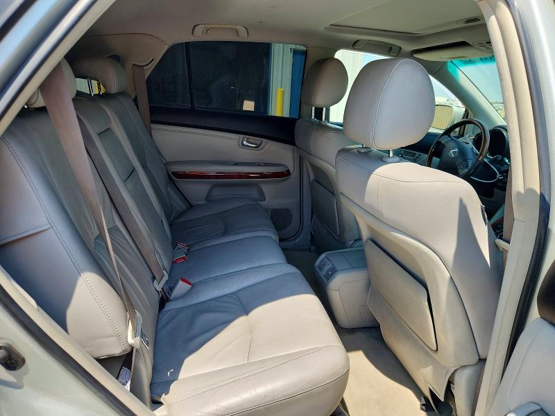 Photo 11 from auction – 2005 LEXUS RX with VIN JTJGA31U050049007