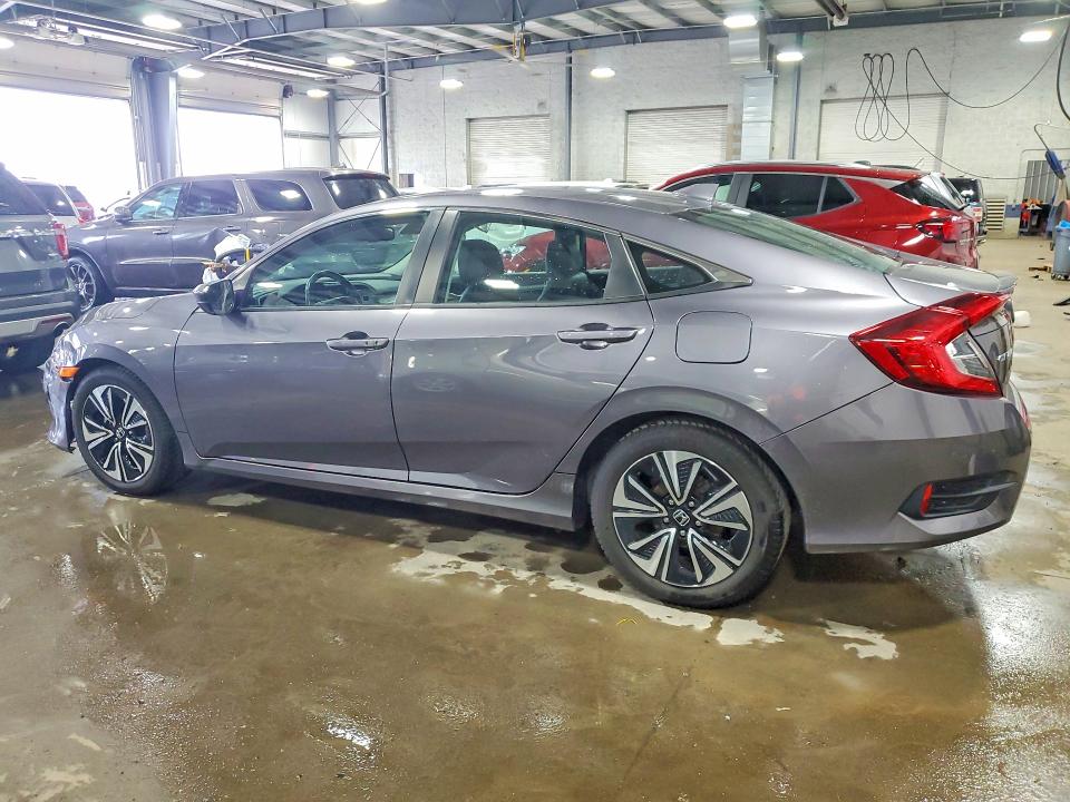 Photo 2 from auction – 2017 HONDA CIVIC with VIN 19XFC1F74HE029466