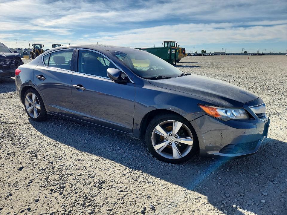 Photo 4 from auction – 2013 ACURA ILX with VIN 19VDE1F5XDE001092