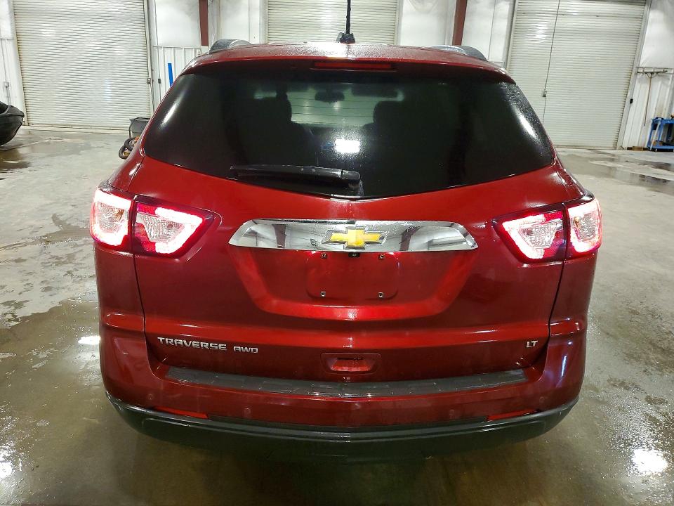 Photo 6 from auction – 2017 CHEVROLET TRAVERSE with VIN 1GNKVGKD0HJ168429