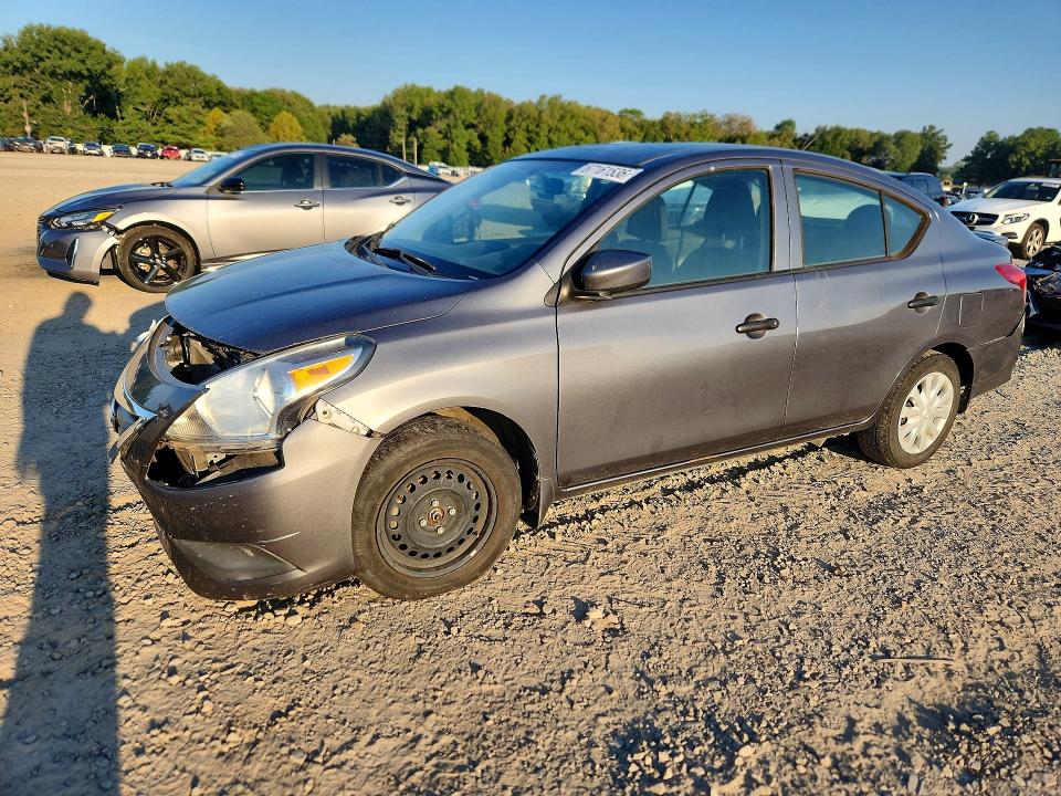 NISSAN VERSA 2018 with VIN 3N1CN7AP9JL842359 - Photo from auction