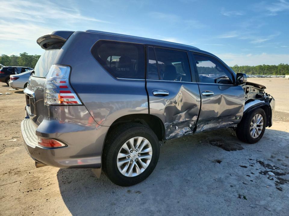 Photo 3 from auction – 2017 LEXUS GX with VIN JTJBM7FX6H5151933