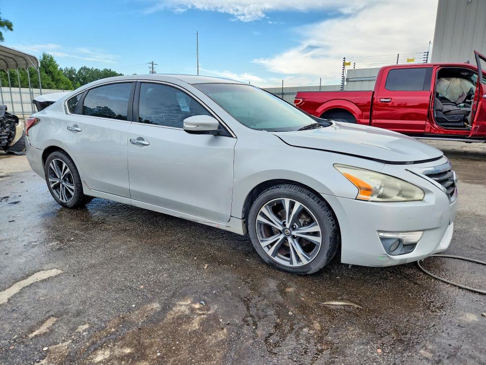 Фото 4 с аукциона – 2013 NISSAN ALTIMA с VIN 1N4BL3AP2DC170464