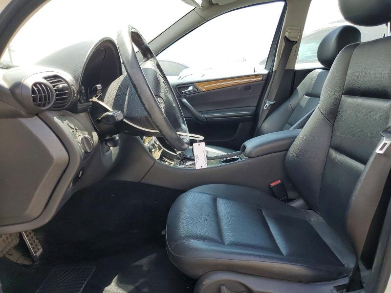 Photo 7 from auction – 2007 MERCEDES-BENZ C with VIN WDBRF52H07F917130