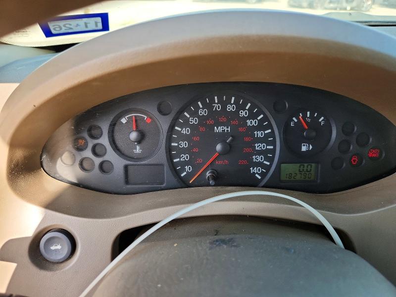 Photo 9 from auction – 2005 FORD FOCUS with VIN 1FAFP34NX5W272448