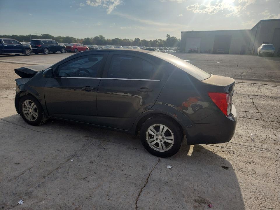 Снимка 2 от търг – 2015 CHEVROLET SONIC с VIN 1G1JC5SH9F4101446