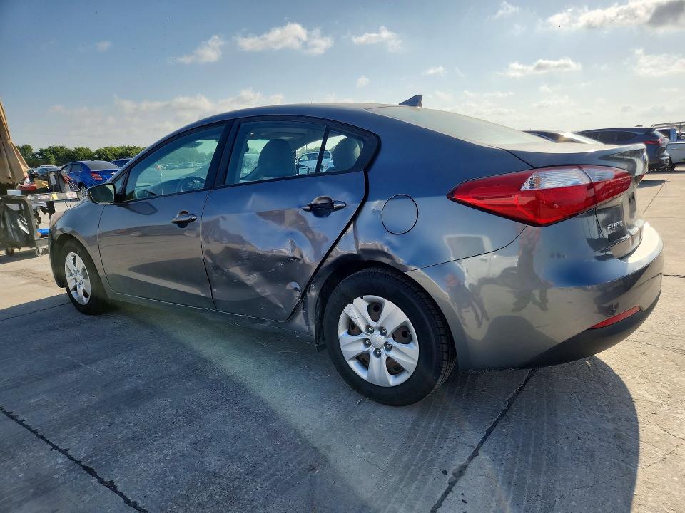Photo 2 from auction – 2016 KIA FORTE with VIN KNAFX4A62G5571726