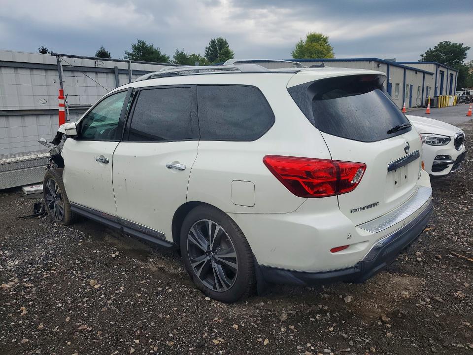 Photo 2 from auction – 2017 NISSAN PATHFINDER with VIN 5N1DR2MM9HC909800
