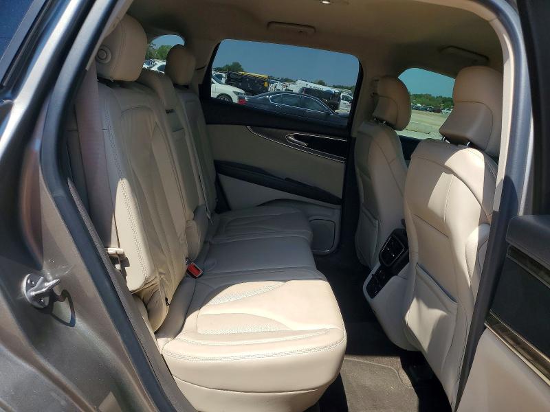 Photo 11 from auction – 2016 LINCOLN MKX with VIN 2LMTJ6KR2GBL48707