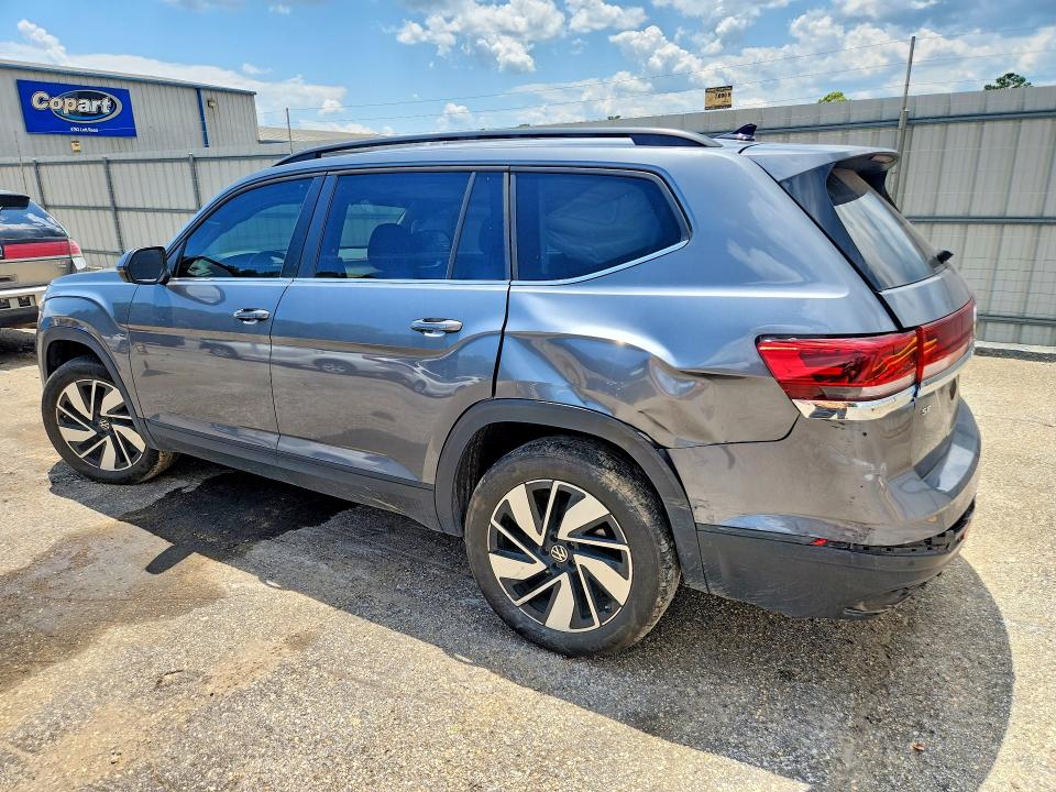 Photo 2 from auction – 2025 VOLKSWAGEN ATLAS with VIN 1V2WR2CA2SC505456