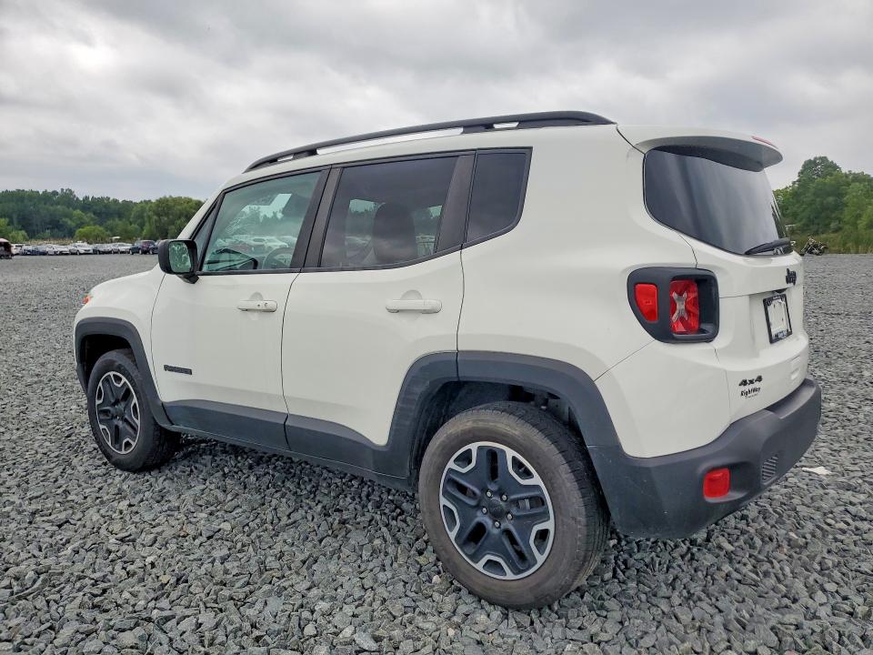 Photo 2 from auction – 2021 JEEP RENEGADE with VIN ZACNJDAB9MPM22064
