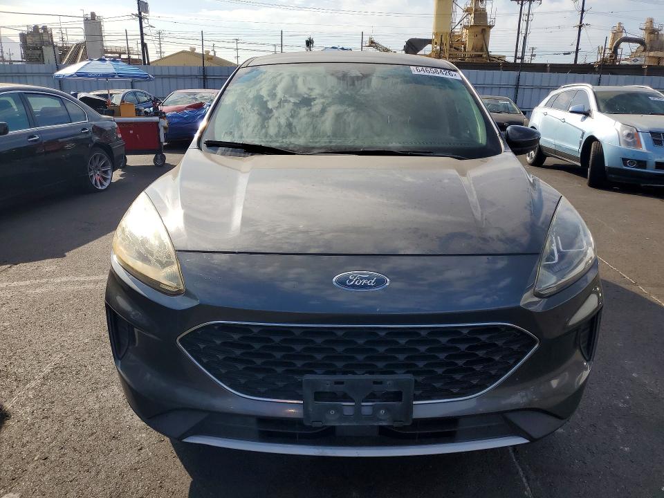 Photo 5 from auction – 2020 FORD ESCAPE with VIN 1FMCU0G6XLUA14010