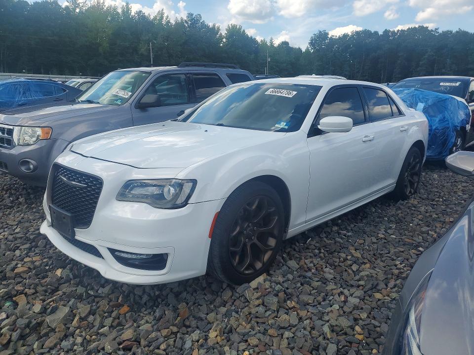 CHRYSLER 300 2017 with VIN 2C3CCABT1HH646659 - Photo from auction