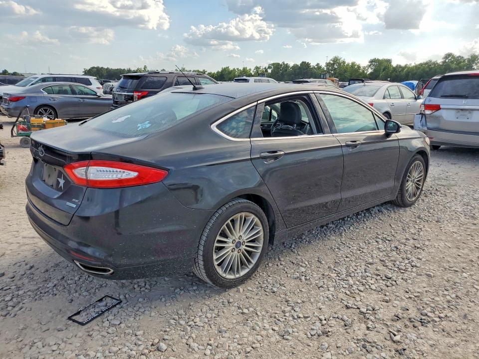 Photo 3 from auction – 2016 FORD FUSION with VIN 3FA6P0H99GR207804