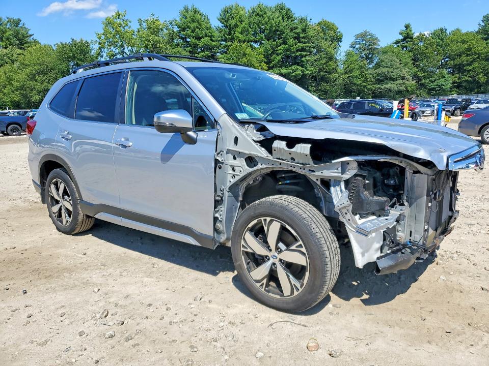 Photo 4 from auction – 2021 SUBARU FORESTER with VIN JF2SKAXCXMH419667