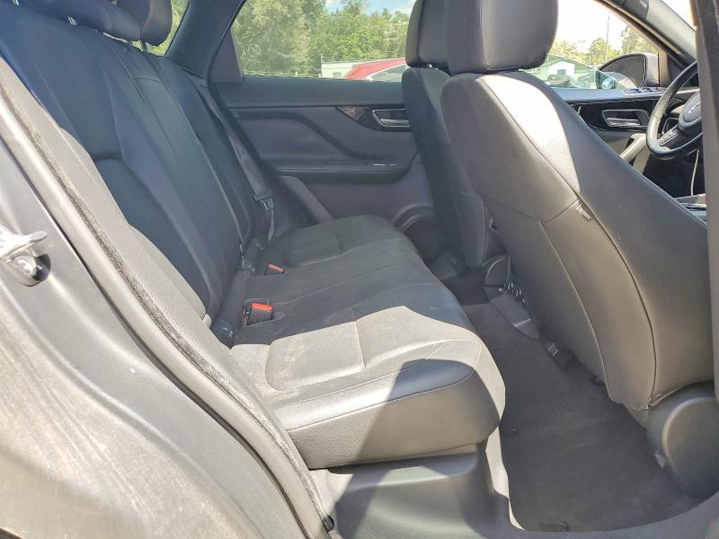 Photo 11 from auction – 2017 JAGUAR F-PACE with VIN SADCJ2BV4HA057147
