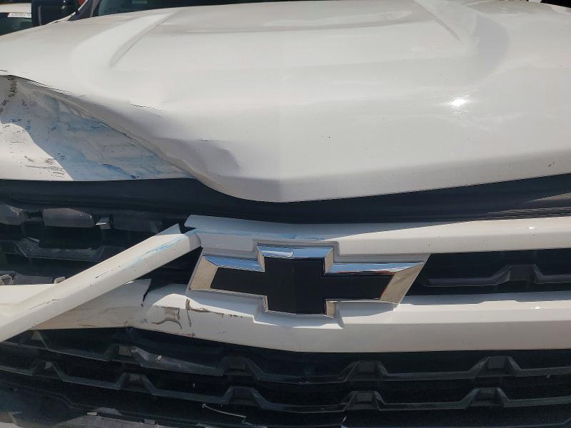 Photo 11 from auction – 2024 CHEVROLET SILVERADO with VIN 1GCUDEED3RZ233362