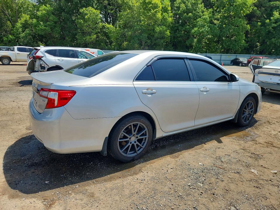 Photo 3 from auction – 2013 TOYOTA CAMRY with VIN 4T4BF1FK2DR292787