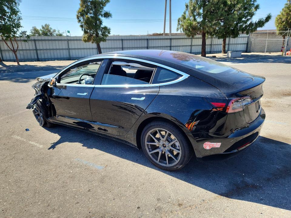 Photo 2 from auction – 2018 TESLA MODEL 3 with VIN 5YJ3E1EA2JF010098