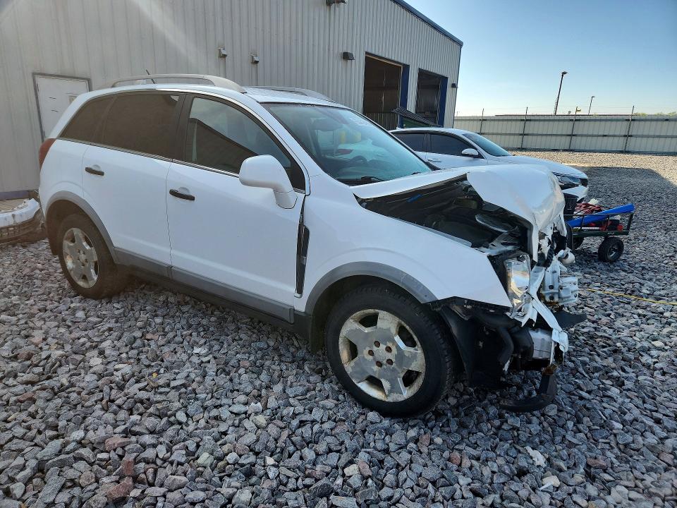 Photo 4 from auction – 2014 CHEVROLET CAPTIVA with VIN 3GNAL2EK5ES656669