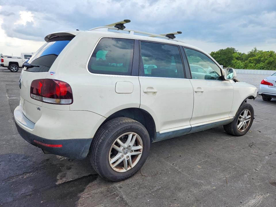 Photo 3 from auction – 2010 VOLKSWAGEN TOUAREG with VIN WVGBF7A93AD002005