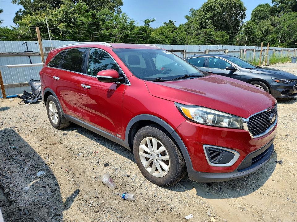 Photo 4 from auction – 2017 KIA SORENTO with VIN 5XYPGDA3XHG263497