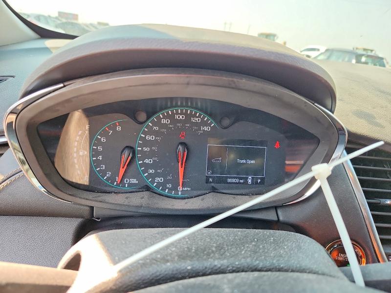 Photo 9 from auction – 2019 CHEVROLET TRAX with VIN 3GNCJRSB8KL398276