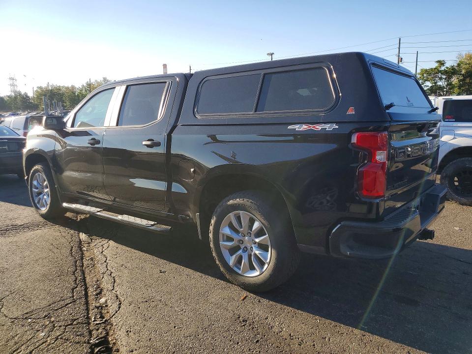 Photo 2 from auction – 2021 CHEVROLET SILVERADO with VIN 3GCPYBEK2MG327708