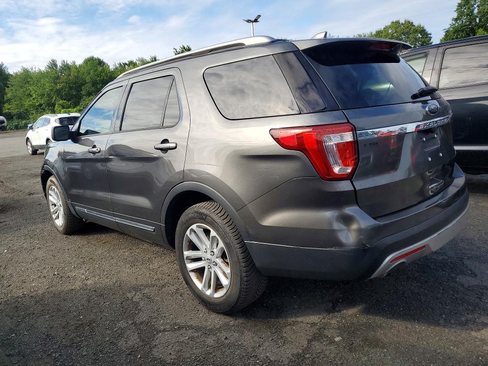 Photo 2 from auction – 2017 FORD EXPLORER with VIN 1FM5K7D85HGC64662